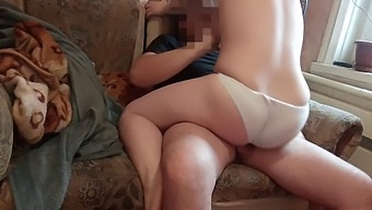 Απόλαυσε Μια Υπέροχη Στιγμή Μετά Από Έντονο Σεξ