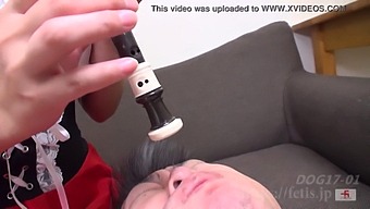 Video S Fetišem Slin V Nosních Dírách Masochistického Muže.